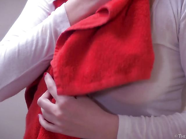 Nipple pump masturbation with Antonia Sainz