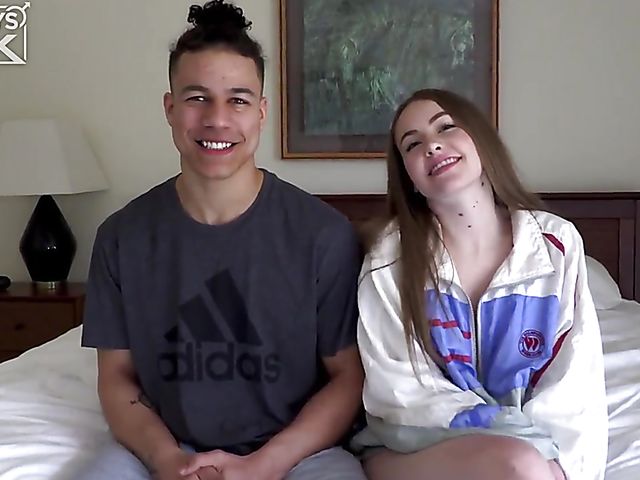 Hot guy Mani Storms fucks his beautiful new sex partner Naomi Porter balls deep