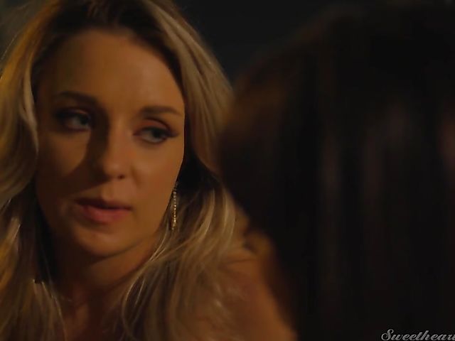 Kate Kennedy & Alison Rey - Passionate lesbians in the night