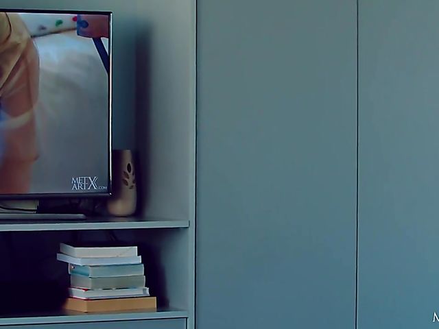 Elin Flame - Watch babelicious redhead masturbate