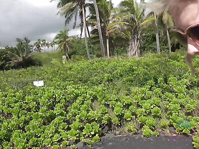 Melody Marks - GF car BJ on the way to the ocean