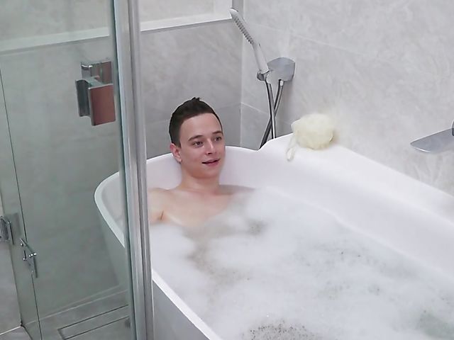 Mature and boy bath and bedroom anal with 42-year-old Julia Pink