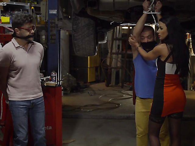 Romanian euro MILF Shalina Devine is horny in the garage