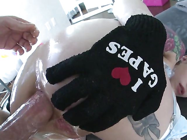 Glasses anal gape with raven haired Anna De Ville