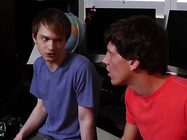 Mercedes Carrera - MILF bathroom threesome with two boys