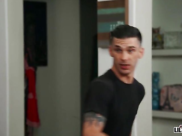 Thick ass police officer Julie Cash teaches Chris Rail a lesson