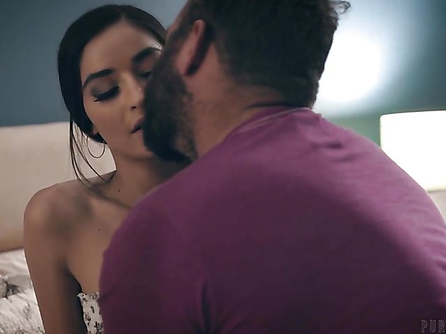 Emily Willis - Easy teen fucked senseless