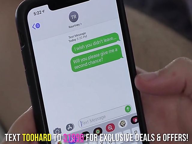 Zeek Simons & Mia Thomas - Watch nerd fuck a lovely girl