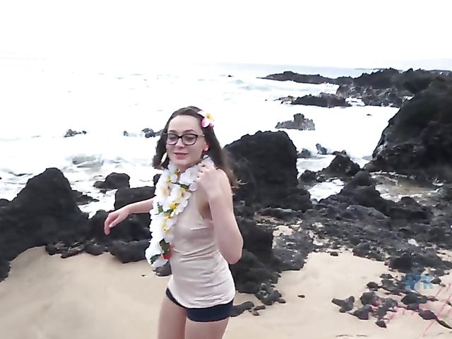 Aften Opal spreads her pussy in the car on the way to the beach to go skinny dipping