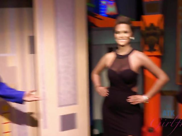 Latina girlfriend Sophia Leone wants you to have a look at her pussy