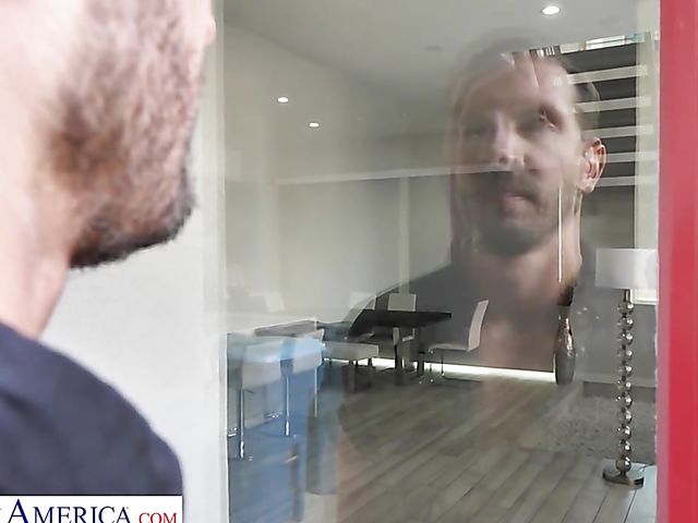 Stockings MILF Audrey Miles doing it with Quinton James