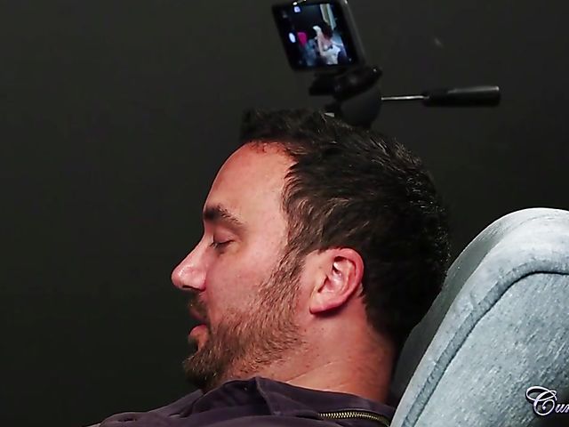 Big tits facial addict Lucia Love knows how to make him explode