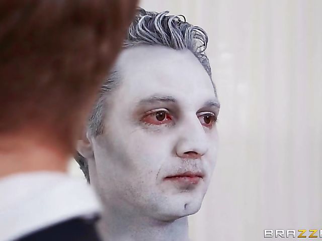 Queen Phoenix Marie anal and squirt with crazy Markus Dupree