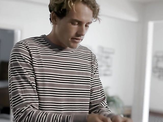 Amnesiac Tyler Nixon fucks dirty MILF Sovereign Syre