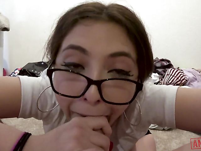 Tiny anal girl with glasses Jane Wilde gets assfucked