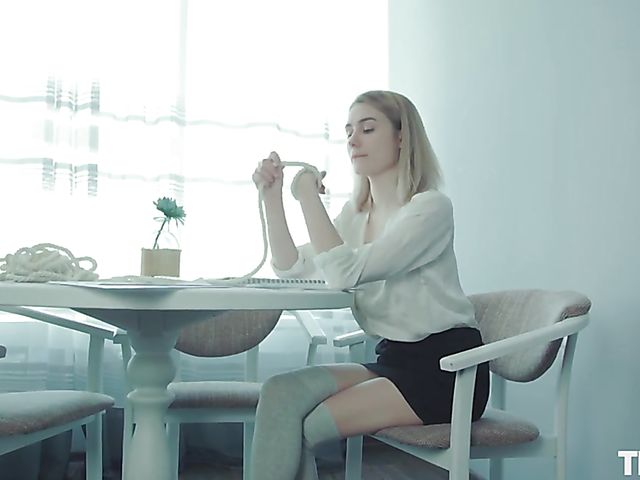 Bondage solo and kinky masturbation with Alice Shea who is curious about ropes and knots