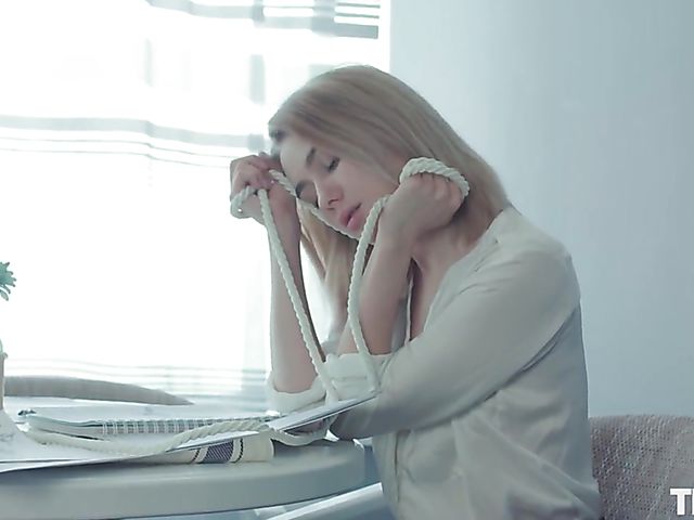 Bondage solo and kinky masturbation with Alice Shea who is curious about ropes and knots