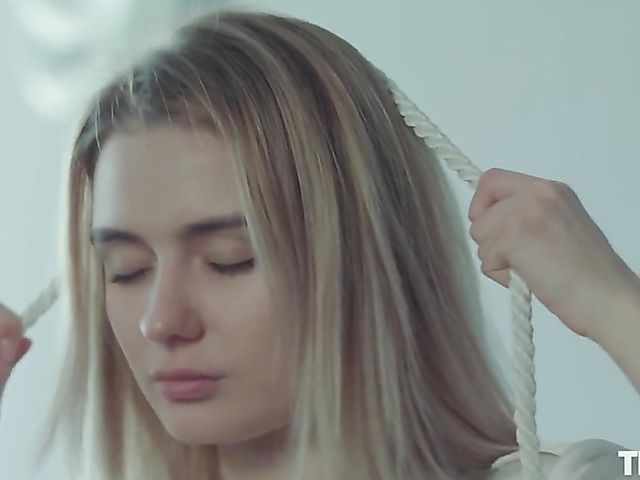 Bondage solo and kinky masturbation with Alice Shea who is curious about ropes and knots