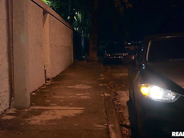 Hard fuck in fishnets with slutty latina Vienna Black