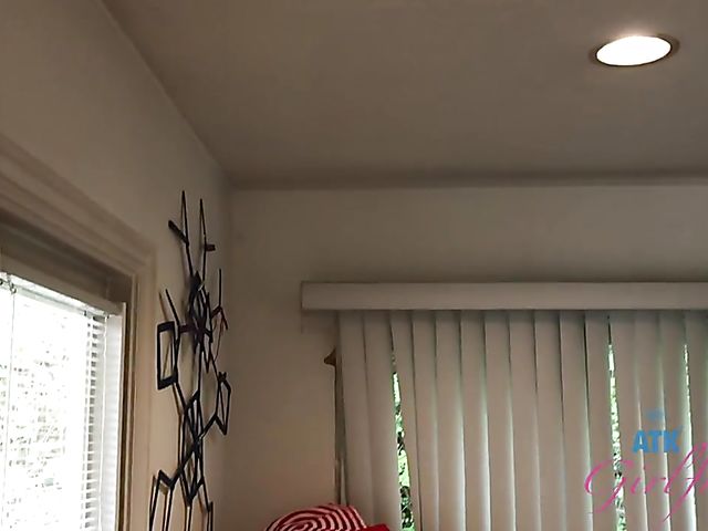 Point-of-view sex with curly hair teen Allie Addison