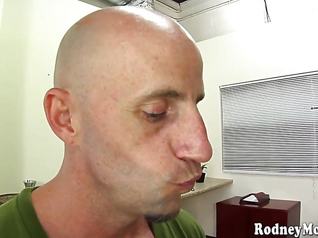 Oral sex in the office with slutty Halie James