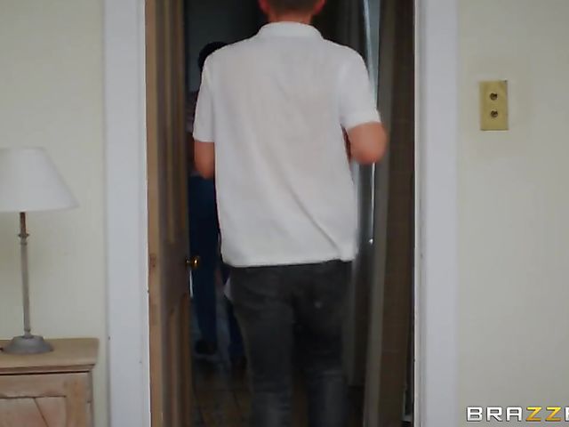 Danny D anal fucks his Italian neighbor Valentina Nappi