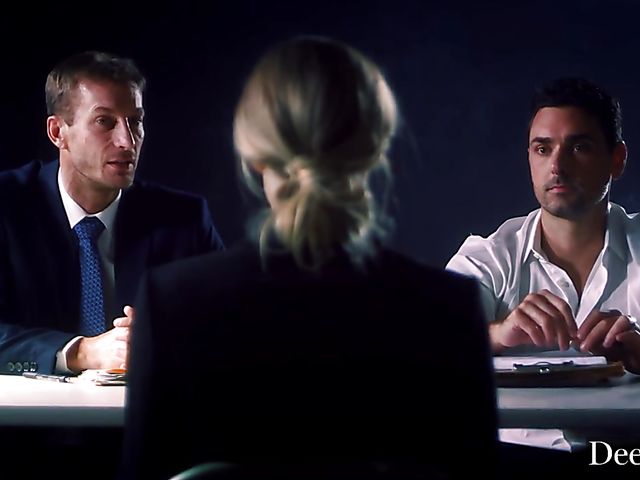 Addie Andrews and Small Hands have wild sex in the dark of the bedroom