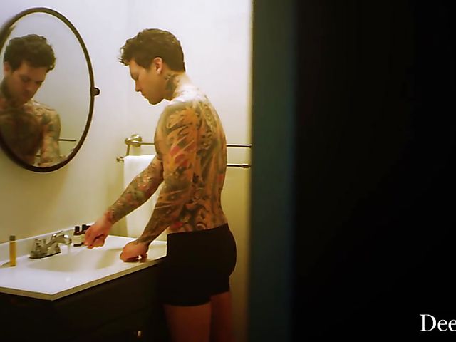 Addie Andrews and Small Hands have wild sex in the dark of the bedroom