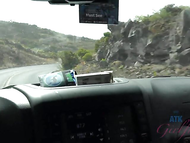 Aliya Brynn - Smoking teen pissing and sucking at the beach