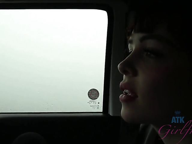 Aliya Brynn - Smoking teen pissing and sucking at the beach