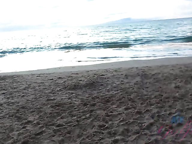 Aliya Brynn - Smoking teen pissing and sucking at the beach