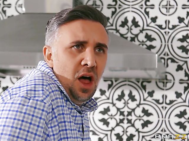 Sneaky fuck in the kitchen with teen slut Vanna Bardot