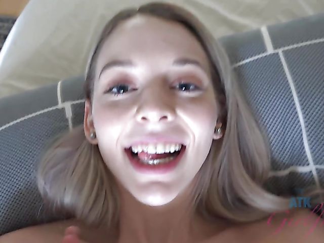 New sweet teen Lily Larimar gets pounded by you