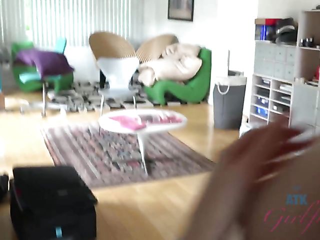 New sweet teen Lily Larimar gets pounded by you