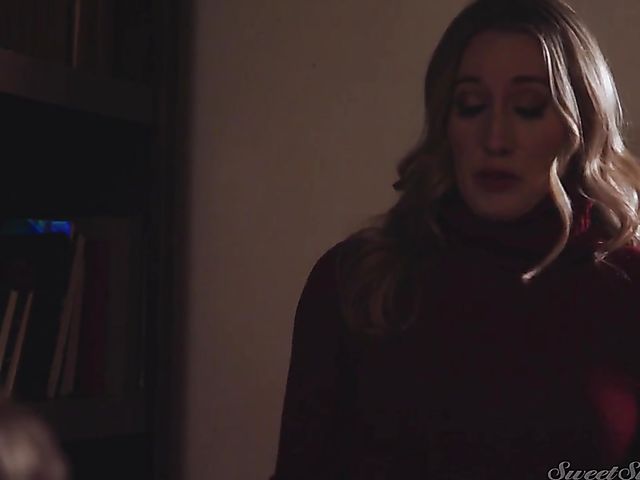 Ryan Mclane enjoys Riley Reyes' milf natural tits and pussy in the night on Valentine's Day