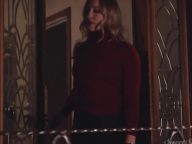 Ryan Mclane enjoys Riley Reyes' milf natural tits and pussy in the night on Valentine's Day