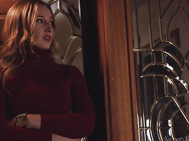 Ryan Mclane enjoys Riley Reyes' milf natural tits and pussy in the night on Valentine's Day