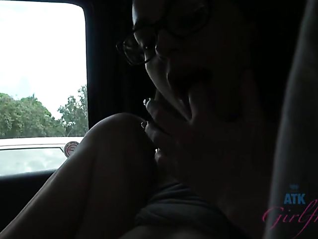 Aften Opal - Car masturbation on the highway