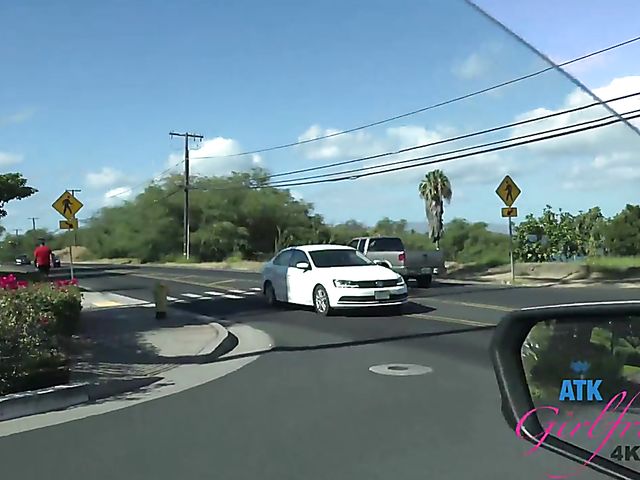 Nude beach girlfriend Jane Wilde shows it all