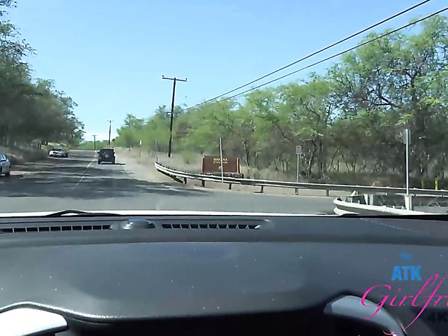 Nude beach girlfriend Jane Wilde shows it all