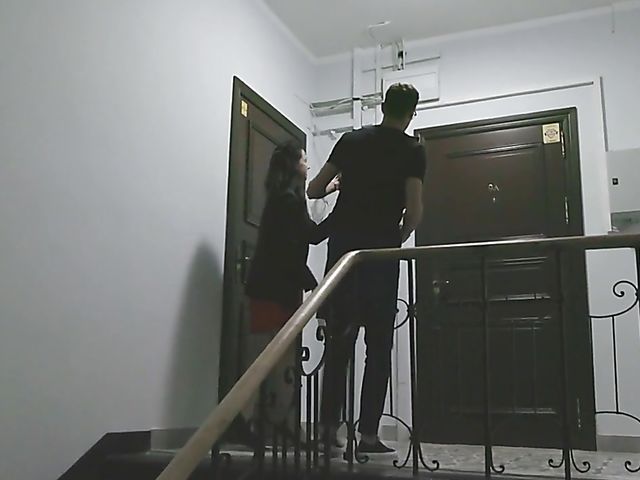 Seraphina - MILF seduces her neighbor and fucks his cock in bed