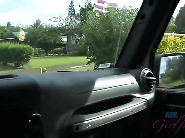 Outdoor POV and beach fun with naughty girlfriend Melody Marks