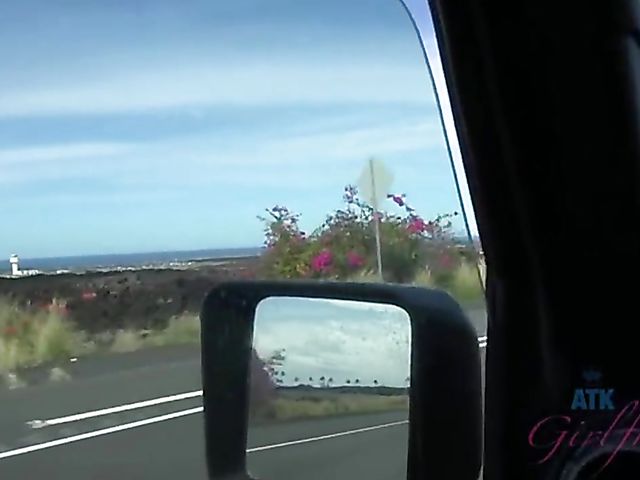 Outdoor POV and beach fun with naughty girlfriend Melody Marks