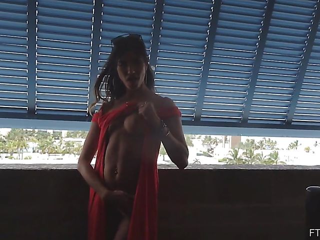 Public flashing and spreading with MILF stunner Karina