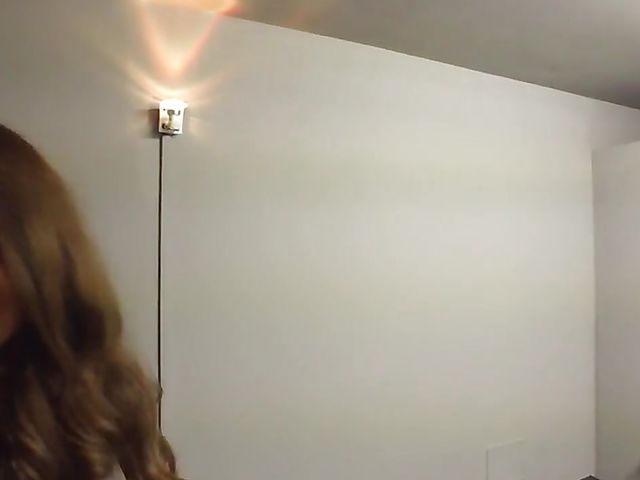 Gloryhole blowjob and fucking machine sex with Italian slut Selvaggia Forte