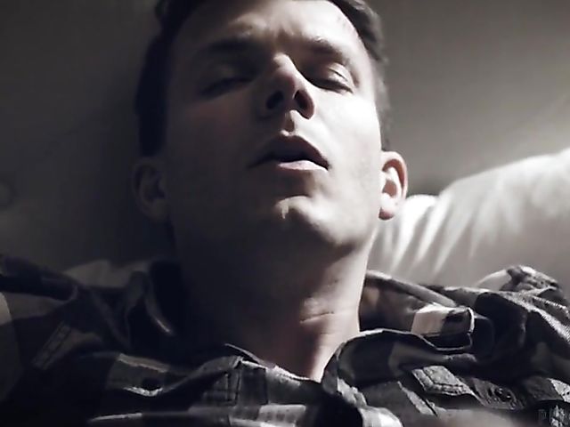 Hot mom Kit Mercer helps her injured stepson