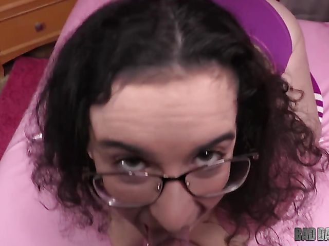 Daddy's girl with glasses Lyra Lockhart enjoys sex POV