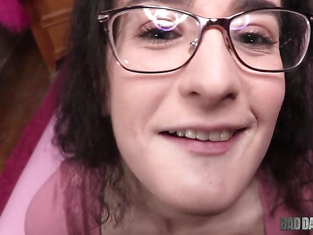 Daddy's girl with glasses Lyra Lockhart enjoys sex POV