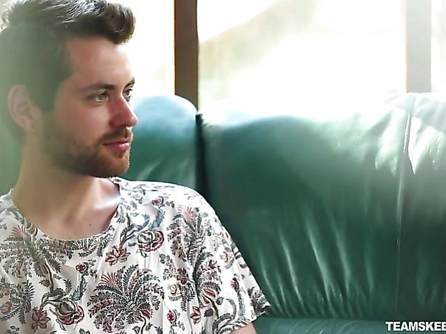 Pool fun and outdoor sex in the summer with exotic Kali Sudhra