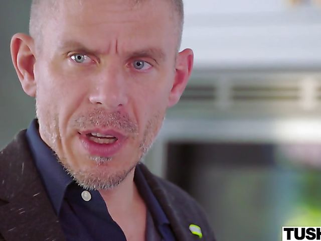 Blonde Lexi Belle anal session with lucky Mick Blue